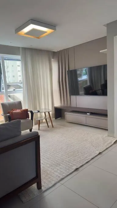 Apto 3 Quartos Balneário Camboriú 公寓